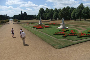 Wrest Park in Luton. Used under creative commons license from gwydionwilliams