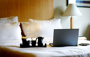 Book an undercover Luton airport hotel with Holiday Extras